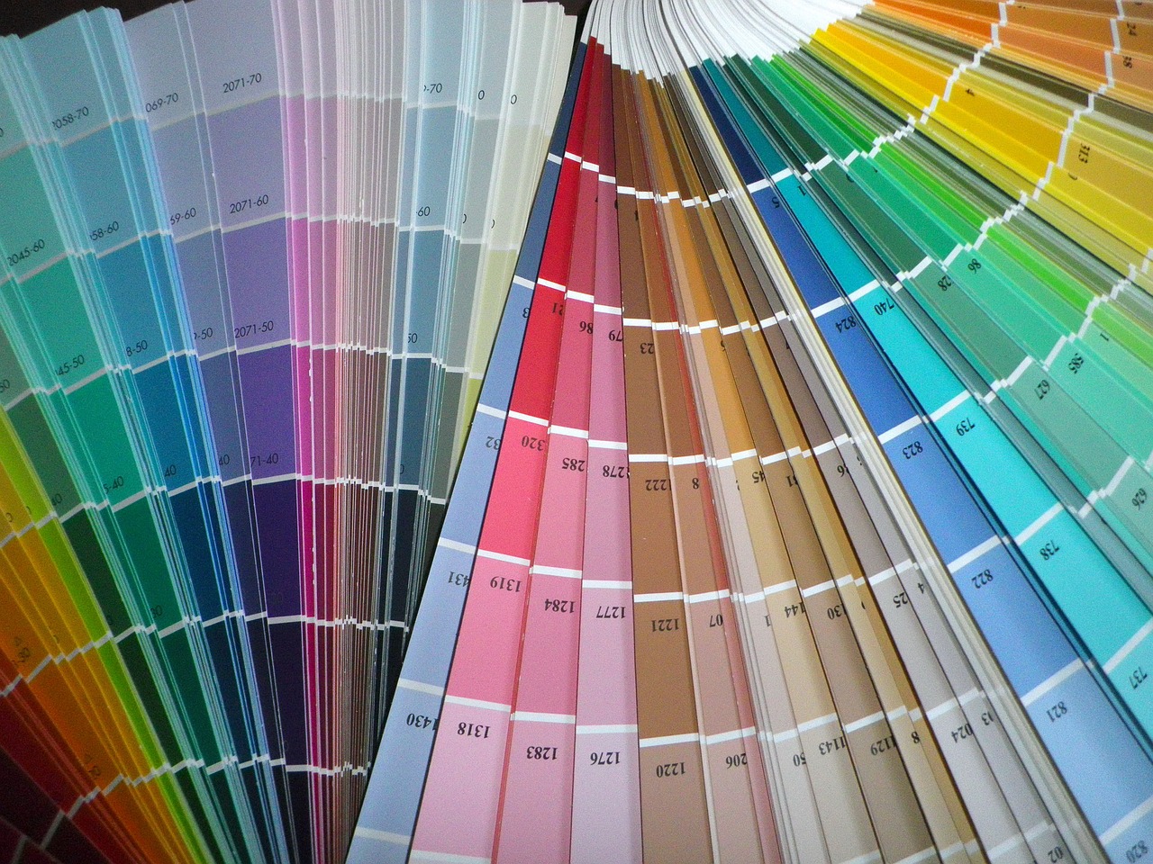 Color swatch to help choose the right colors for kitchen cabinet paint